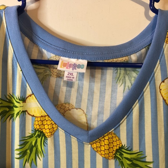 LuLaRoe Christy T 2XL Tropical Pineapple Pattern. - Picture 3 of 7